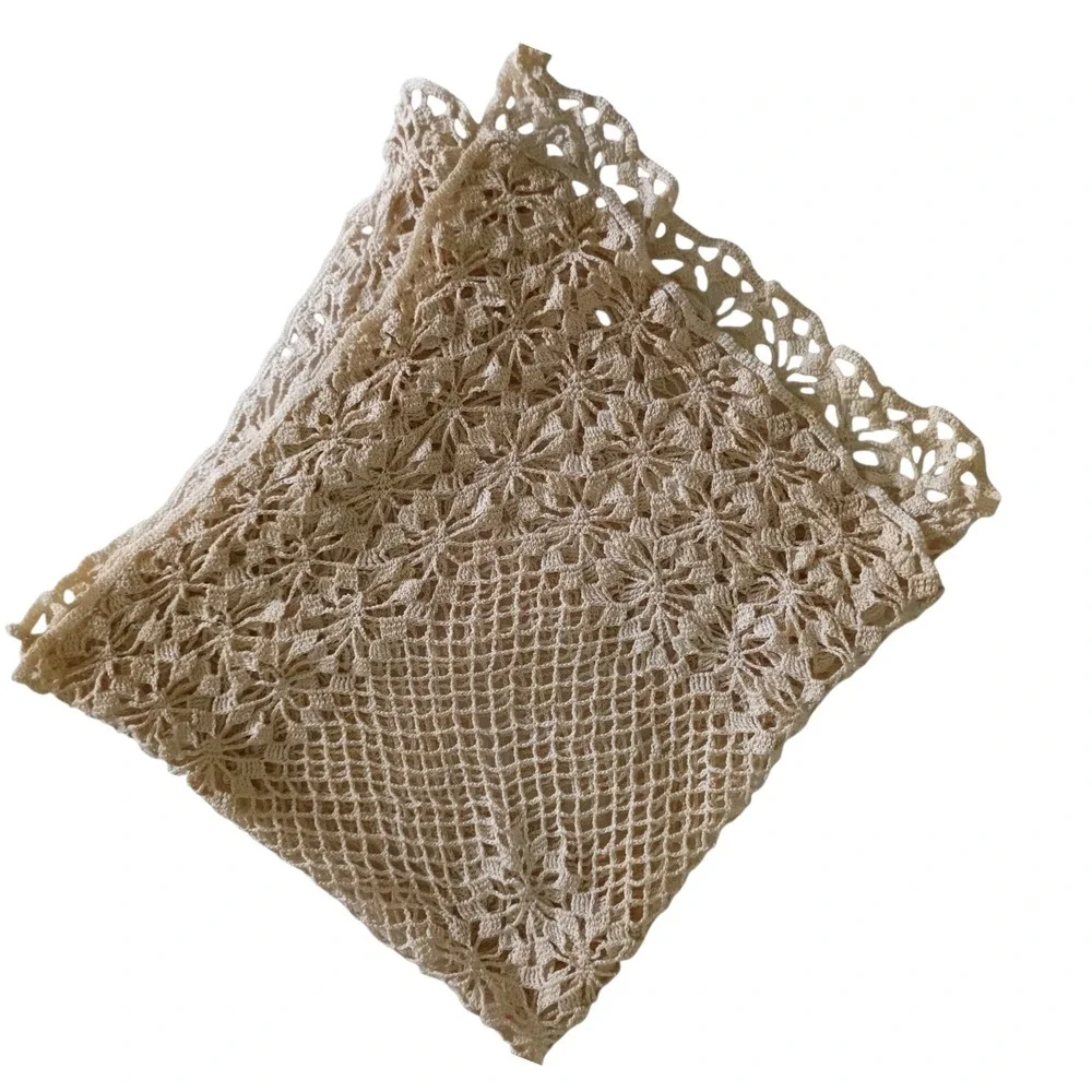 Vintage Handmade Crochet Lace Doily Square Table Topper Cream Floral 23x20.5